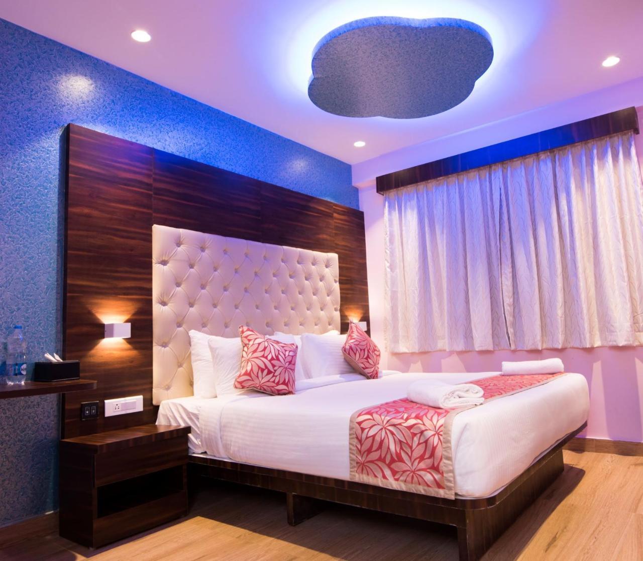 Npg Hotel Yelahanka Bagian luar foto