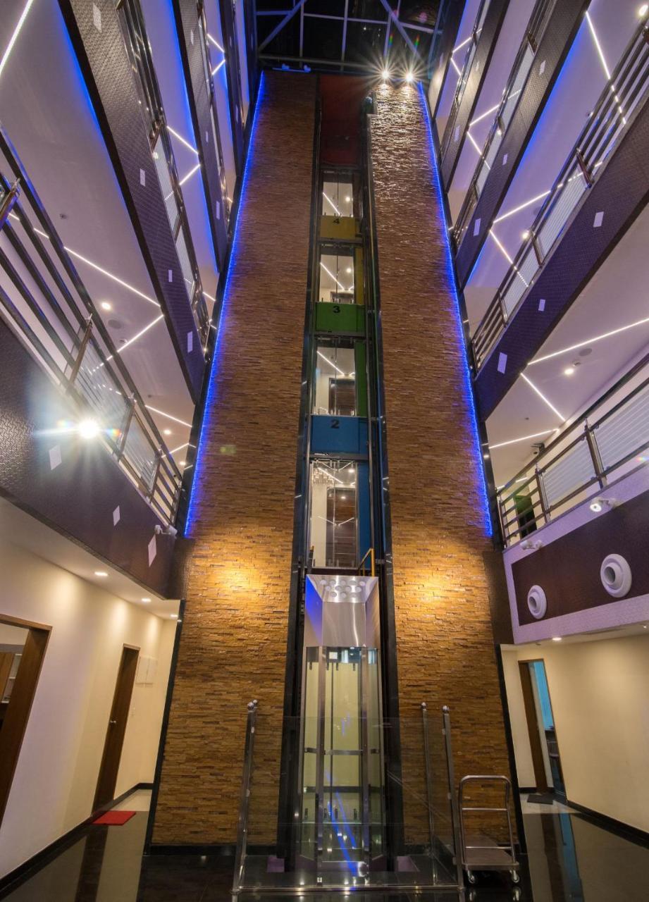 Npg Hotel Yelahanka Bagian luar foto